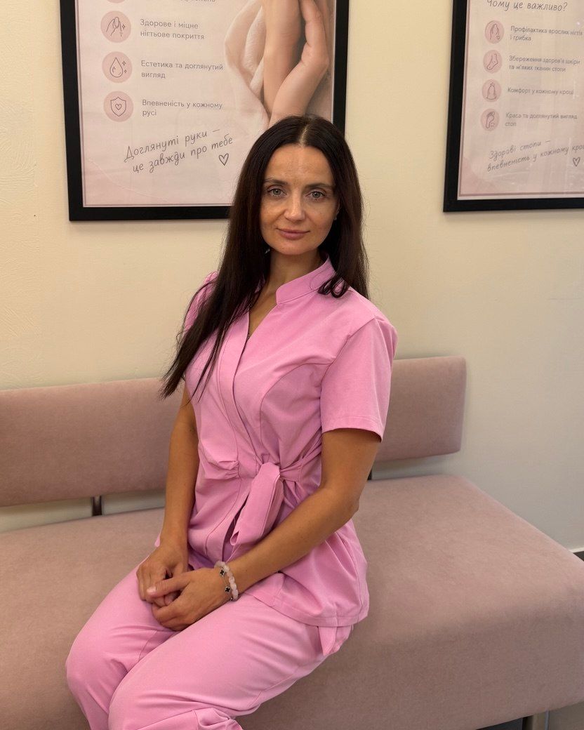 Анна Макарова в кабинете